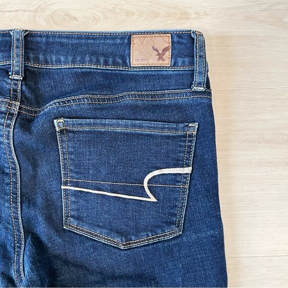 American Eagle Super Stretch Skinny Jeans Size 26 (short) EUC - Picture 9 of 13